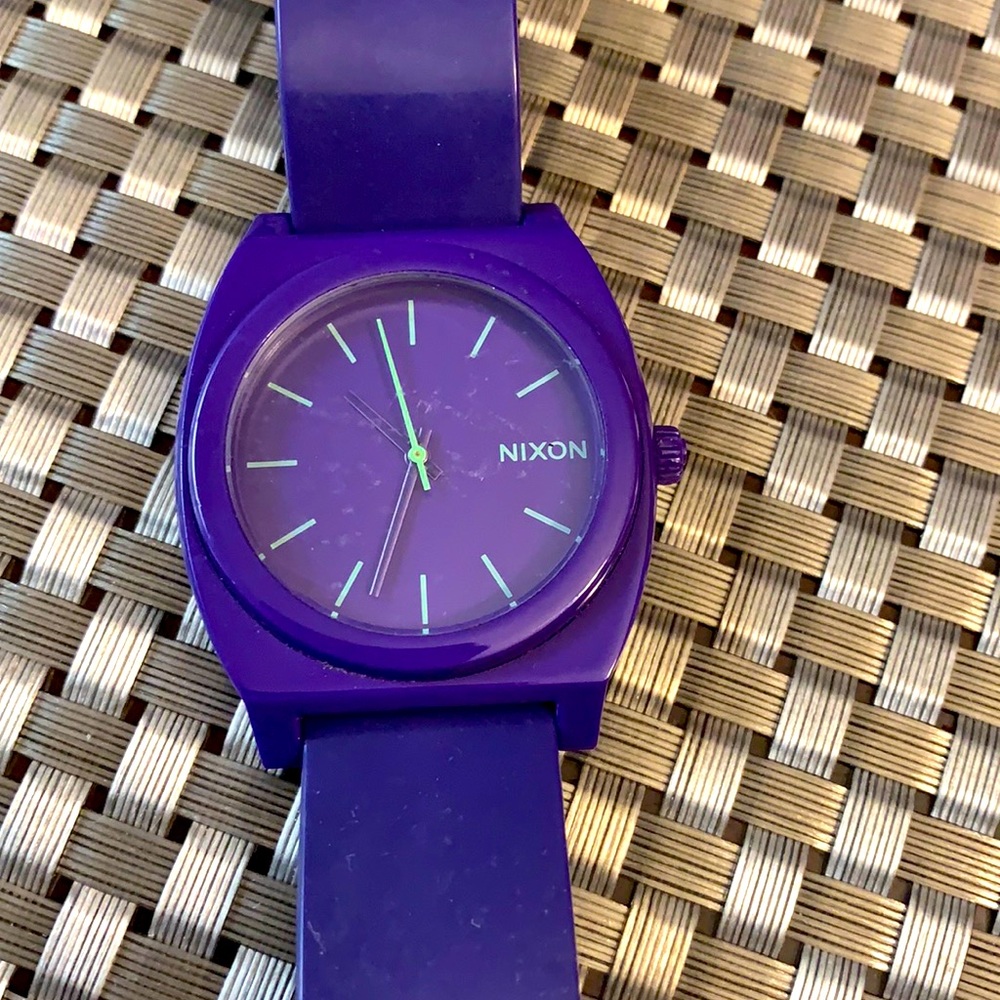Nixon watch